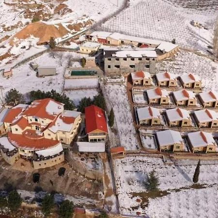 Chalets-Appartements Tourtite Ifrane  Extérieur photo