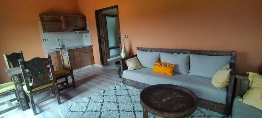 Chalets-Appartements Tourtite Ifrane  Extérieur photo